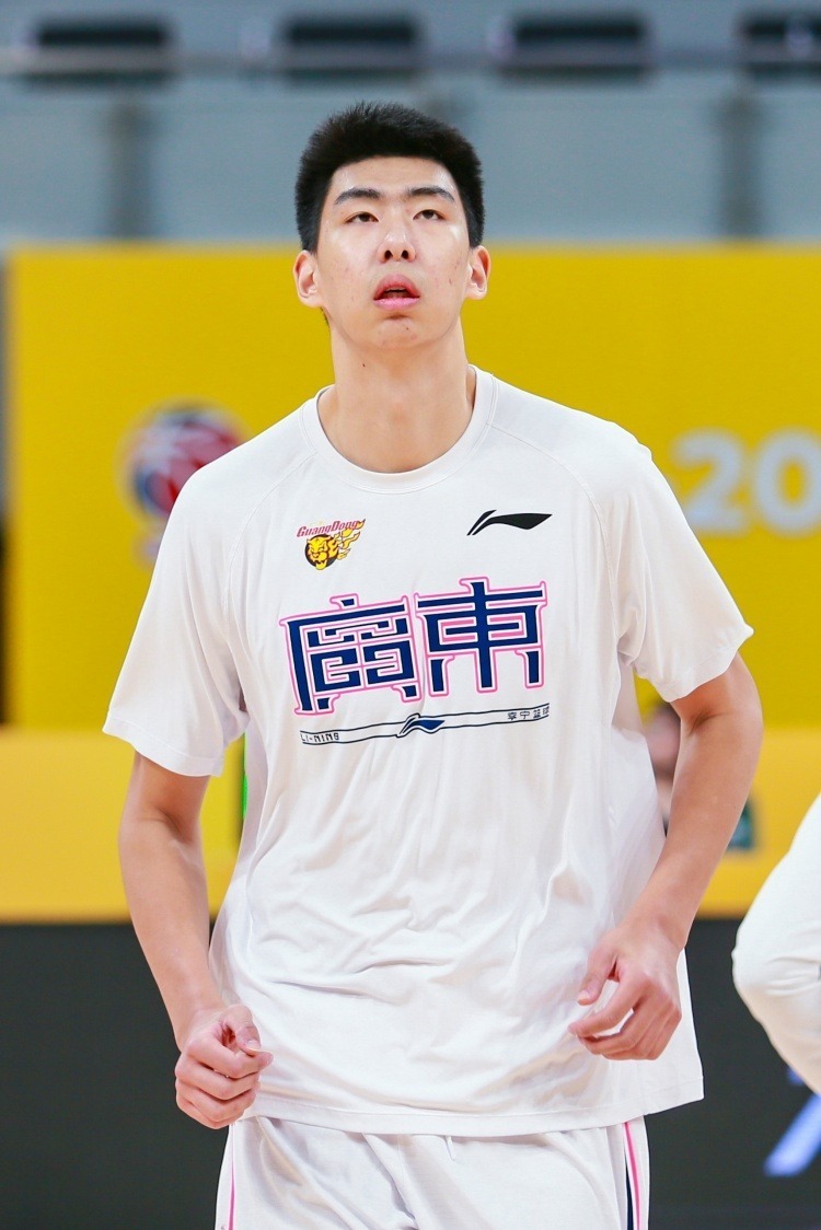 男篮自行培