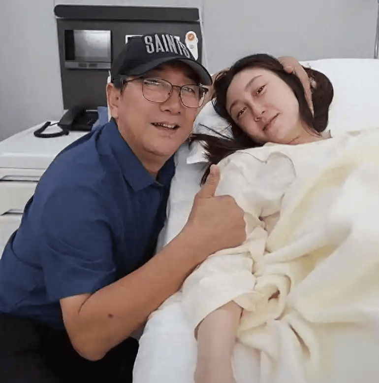 水亦诗出生
