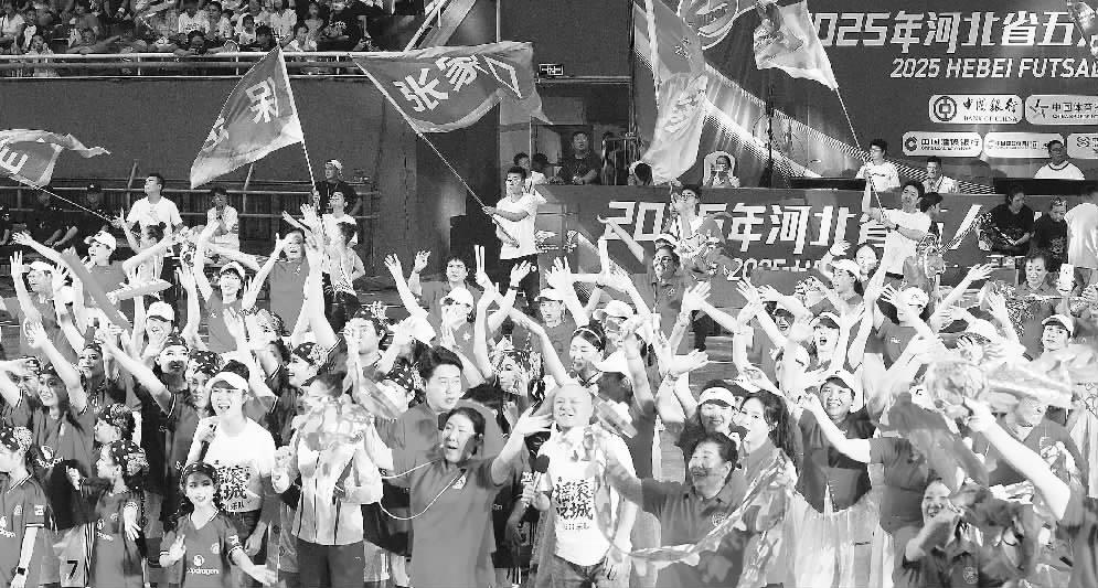 但张家口加, 喝红酒
