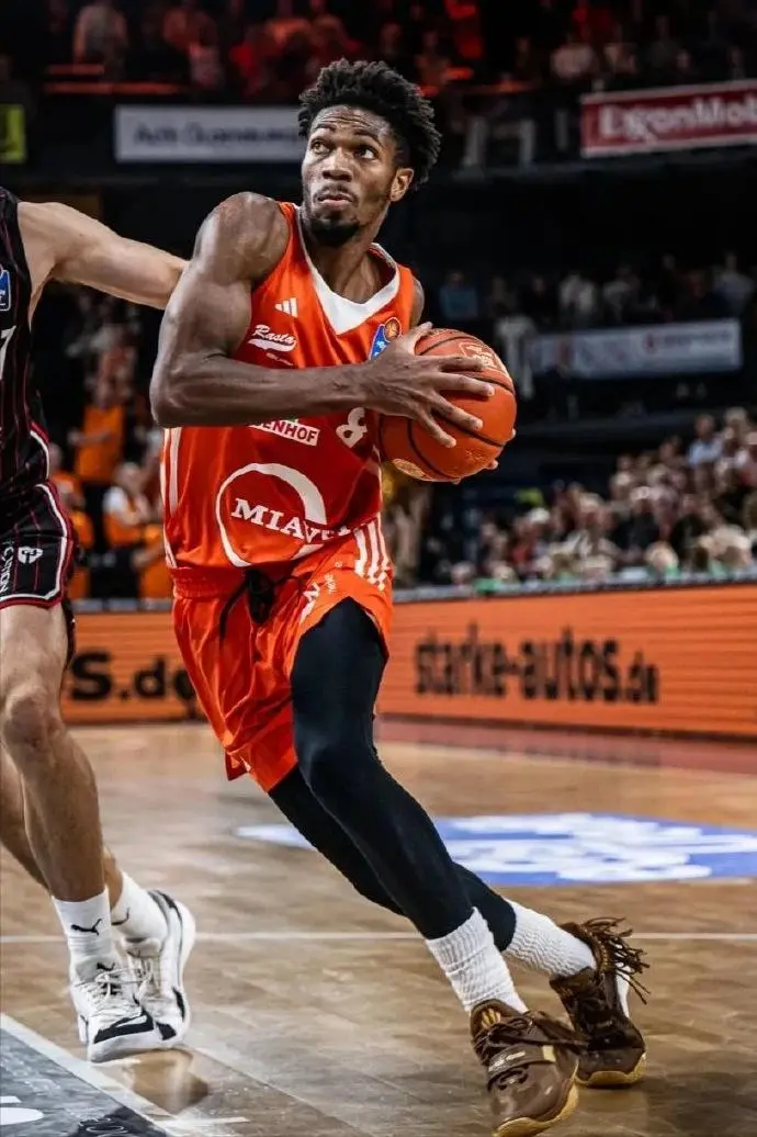 琼斯, cn, 约翰逊吗 琼斯, cn, 约翰逊吗